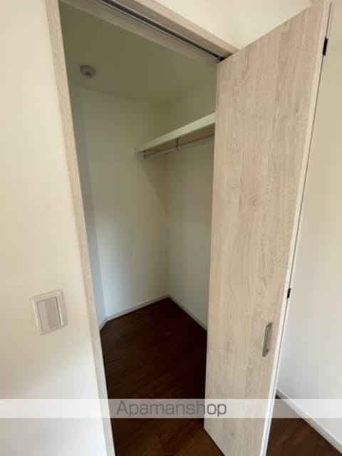 メゾン朝倉野[2LDK/59.72m2]の収納