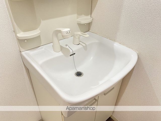 クレフラスト台原駅前の内装写真