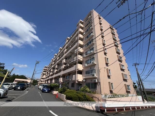 鶴巻温泉サマリヤマンションの外観写真