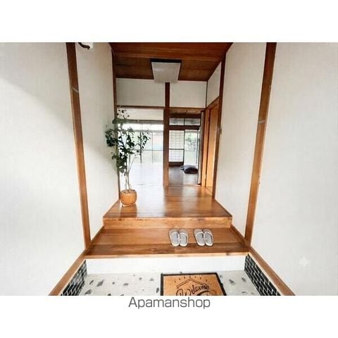牛牧21号線戸建の内装写真