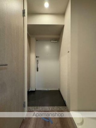 ＲＯＯＴｓ　Ｓｈｉｎｊｕｋｕ　Ｗａｋａｍａｔｓｕｃｈｏ[1K/30.55m2]の玄関