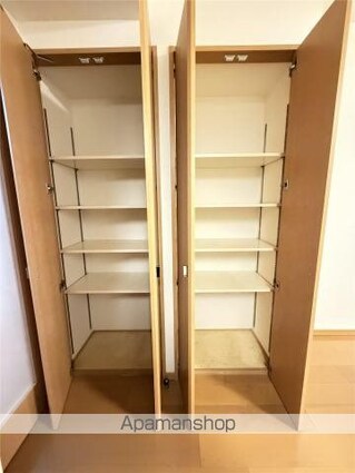 ポレスターアーバンシティ広島[4LDK/98.64m2]の収納