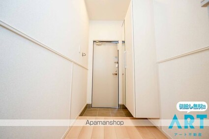 愛媛県伊予郡松前町大字南黒田[1LDK/50.05m2]の玄関