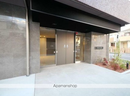 ブライズ高砂[1K/20.7m2]のエントランス