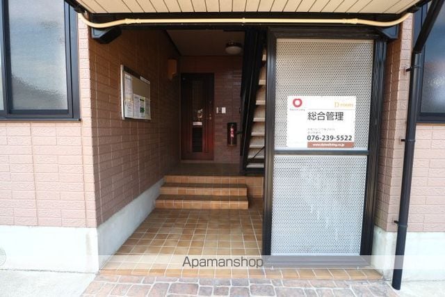 エクレール・Nの玄関写真