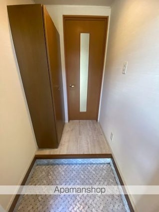 ガーデンコート中之島[3LDK/57.55m2]の玄関