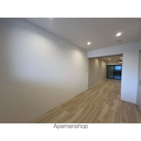 ティンガーラ須ヶ口 WESTの内装写真