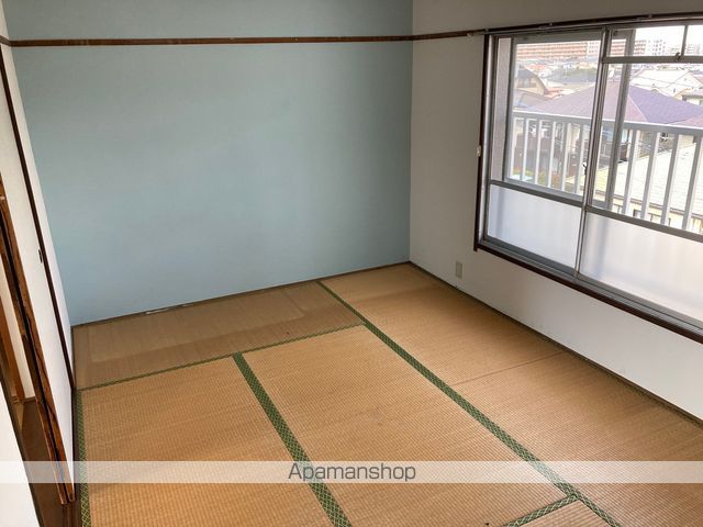 都府楼14棟の内装写真