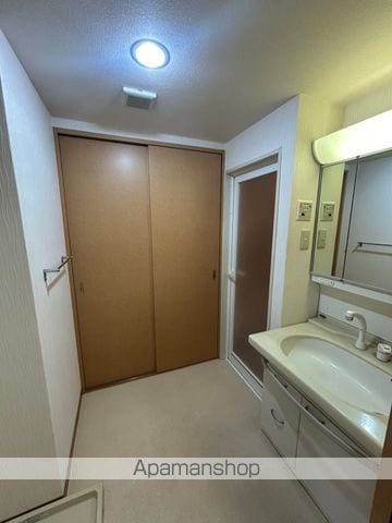 プレステージ三原の内装写真
