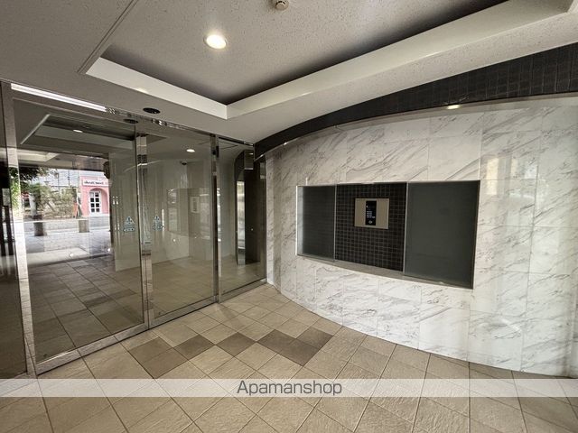 グランデージ泉の玄関写真