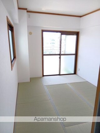 スクエアメゾン和歌山（旧サンＡ棟）[3LDK/61m2]の内装1