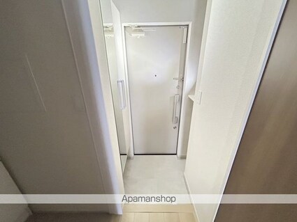 二番館[1K/27.02m2]の玄関