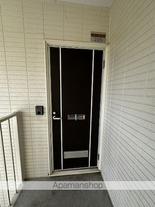 ファーストパレスⅡＡ棟[2K/38.09m2]の玄関