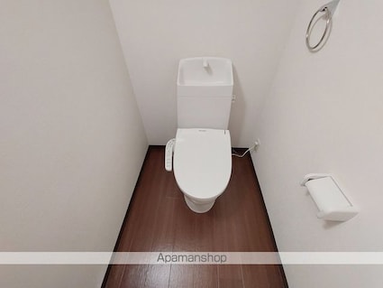 ロイヤルメゾン岩崎町[3LDK/78.89m2]のトイレ