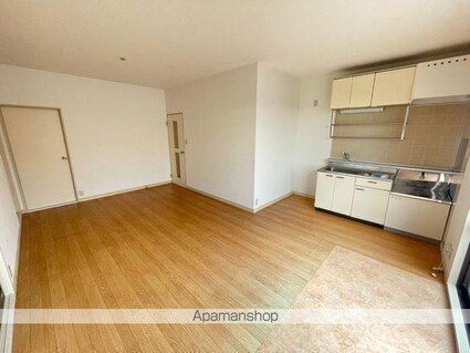 クレステージセピアⅢ[3LDK/66m2]のリビング・居間