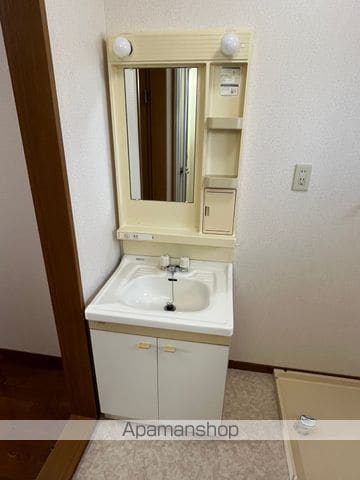 レジデンス愛子の内装写真