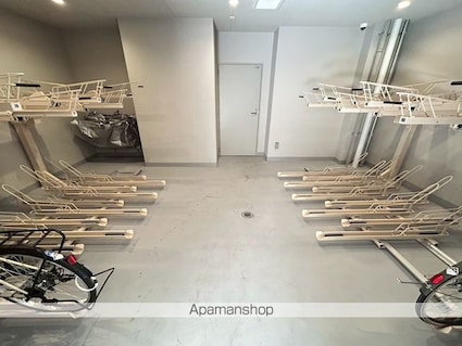 ブランシエスタ上野[1LDK/46.78m2]の共用部1