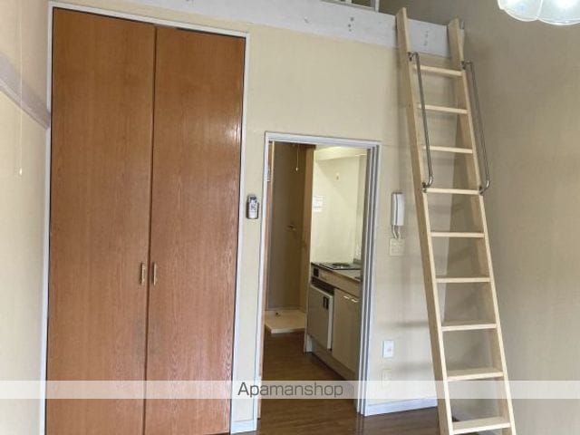 エルピースIIの内装写真