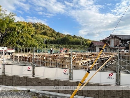 ブレイ　バレー[2LDK/59.55m2]の外観2