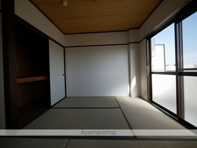 グランドパレスジュイレーの内装写真
