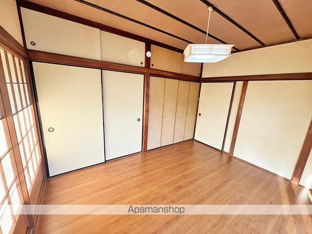 小田急電鉄小田原線 愛甲石田駅 徒歩11分 2階建 築62年の内装写真