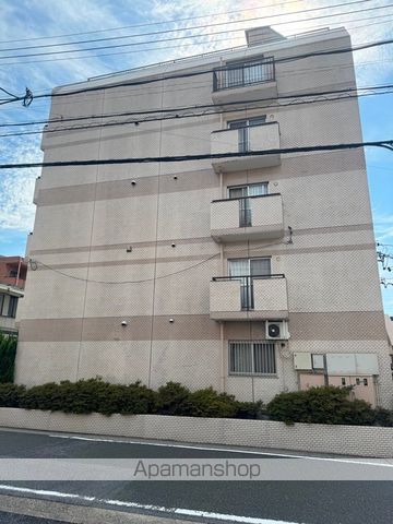 メゾン平中の外観写真