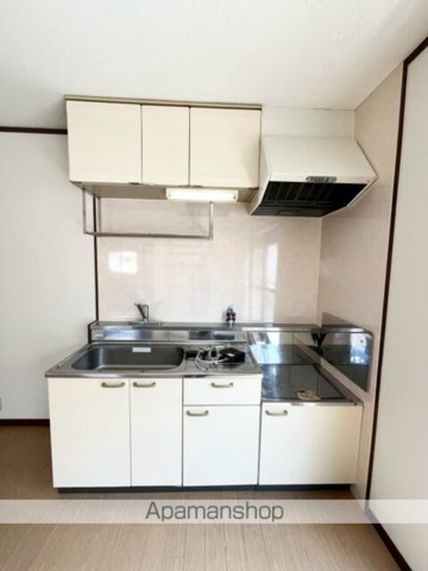 和歌山県和歌山市吹上４丁目[3LDK/65.3m2]のキッチン