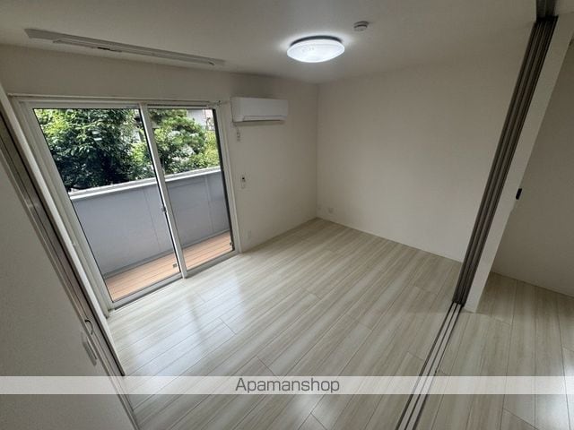 フレンズ多治米の内装写真
