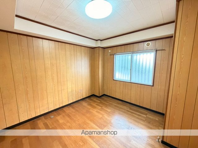 SRSTビルの内装写真