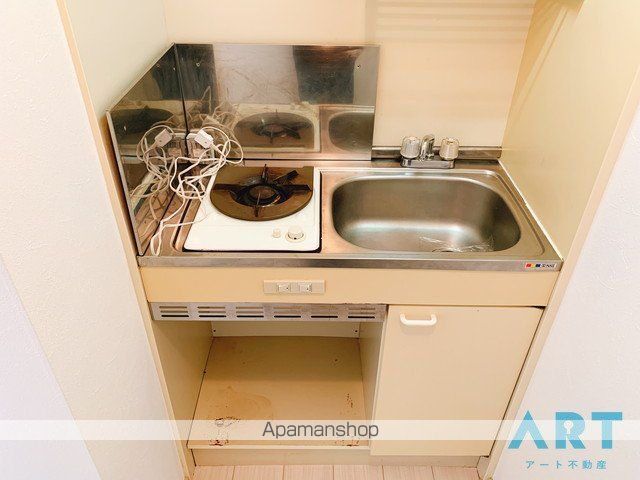 日正山越ハイツ1の内装写真