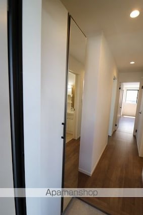 Ｌｅａｆ津福駅南[2LDK/50.08m2]の玄関