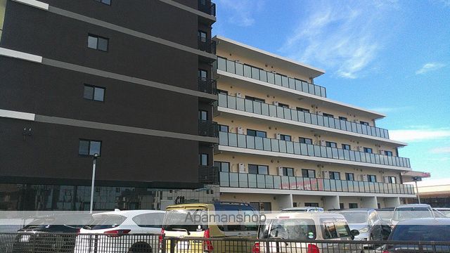 【昭島市中神町のマンションの外観4】