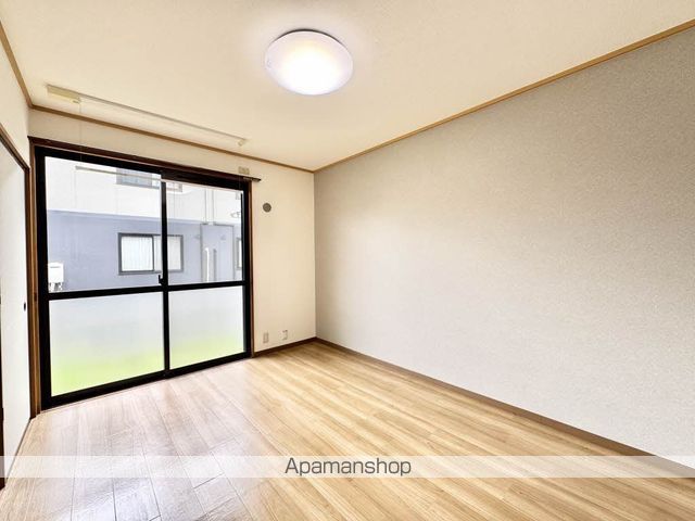 プレジール中島 A棟の内装写真