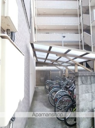 ＹＲレジデンス[2DK/45m2]の駐車場