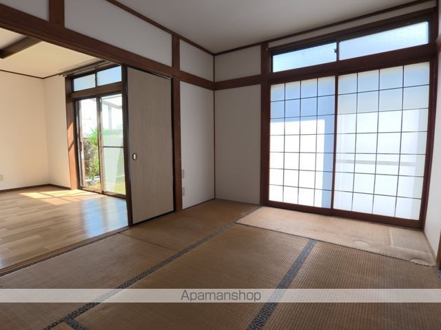 常磐線 勝田駅 徒歩29分 2階建 築40年の内装写真