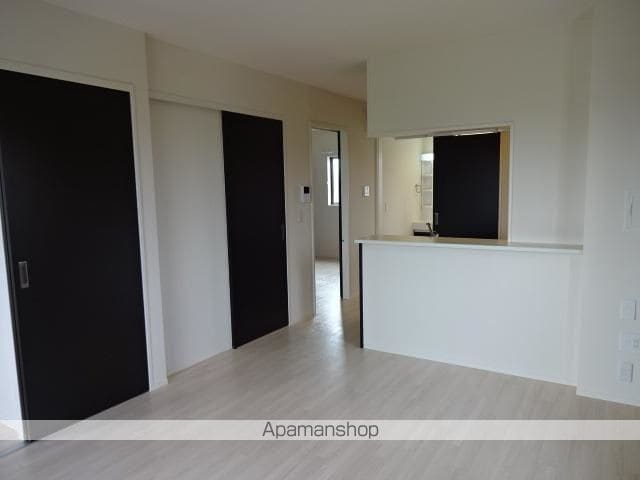 ラピスIIの内装写真