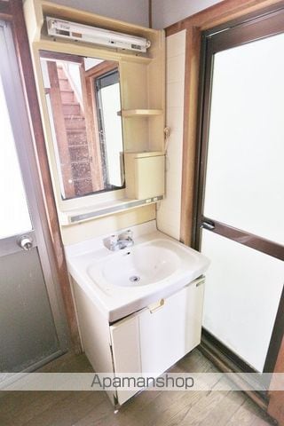 新浜本町戸建ての内装写真