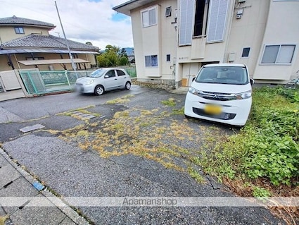 ＤＳハイツ蟻ケ崎[2DK/50m2]の駐車場