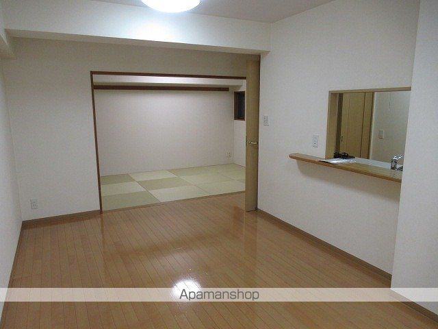 ライオンズマンション桜城の内装写真