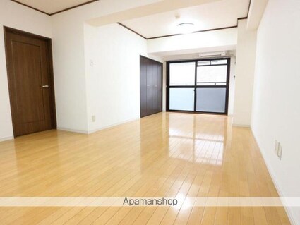 モアクレスト[2LDK/68m2]のリビング・居間