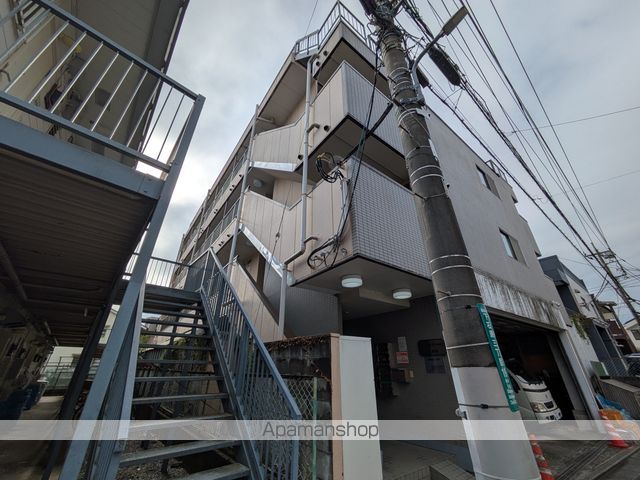 エンジェル27番館の外観写真