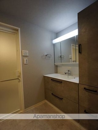 愛知県名古屋市北区志賀町４丁目[2LDK/71.2m2]の洗面所