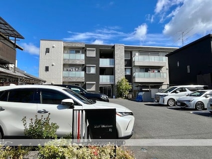 滋賀県守山市二町町[2LDK/64.75m2]の外観4