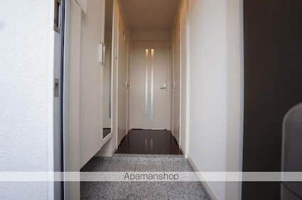 グランド・ステージ樽味[1R/35.03m2]の玄関