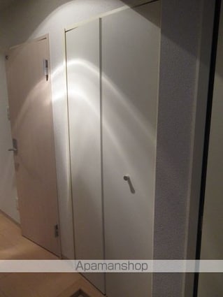 サンヴァーリオ小松島[1K/24.82m2]の玄関