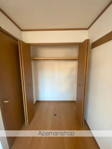 アーバンクレスト伏見Aの内装写真