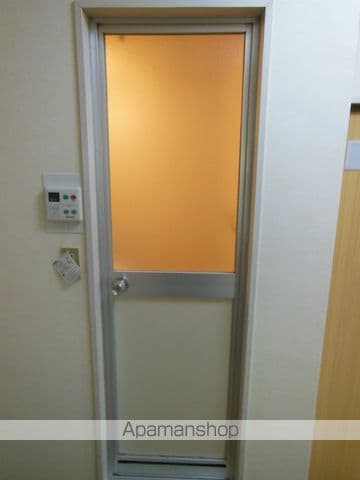 ラズベリー中山の内装写真