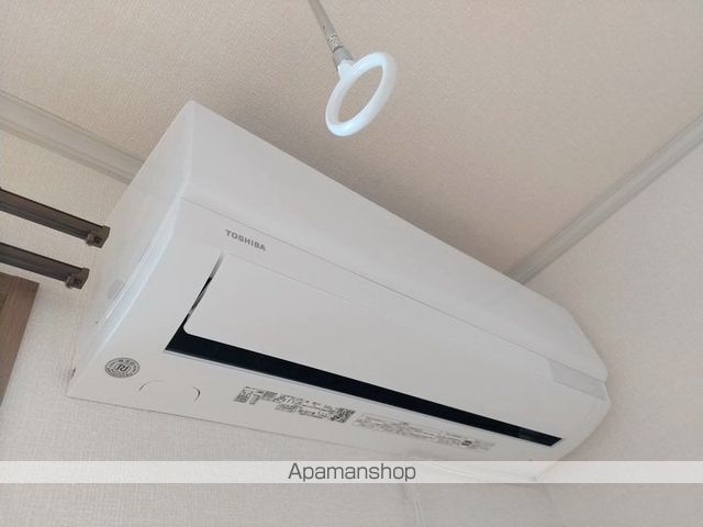 原女鳥羽ハイツ Bの内装写真