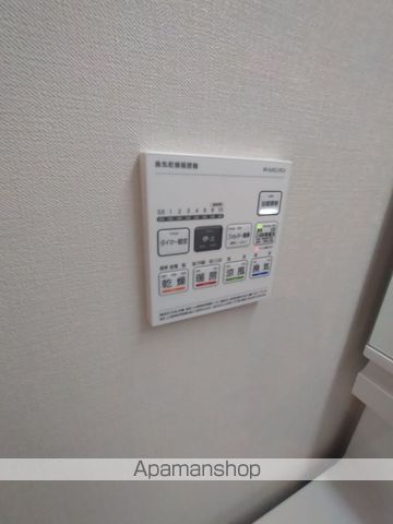 ROOTS SHINJUKU WAKAMATSUCHO(ルーツシの内装写真