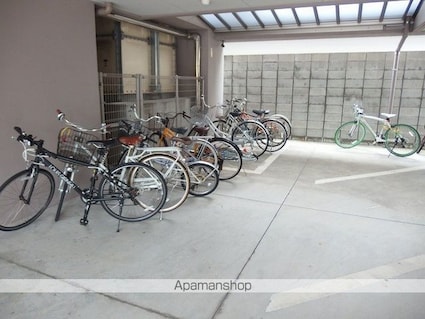 アスターハウス新本町[1R/23.17m2]の共用部